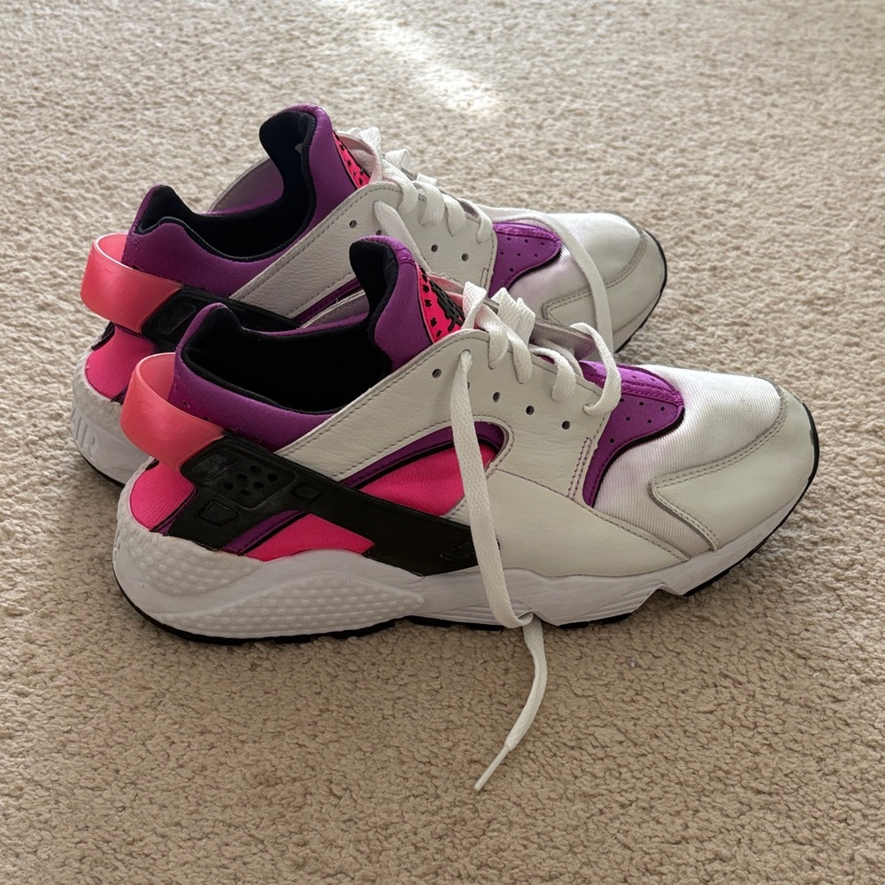 Nike White Pink Purple Black Athletic Sneakers